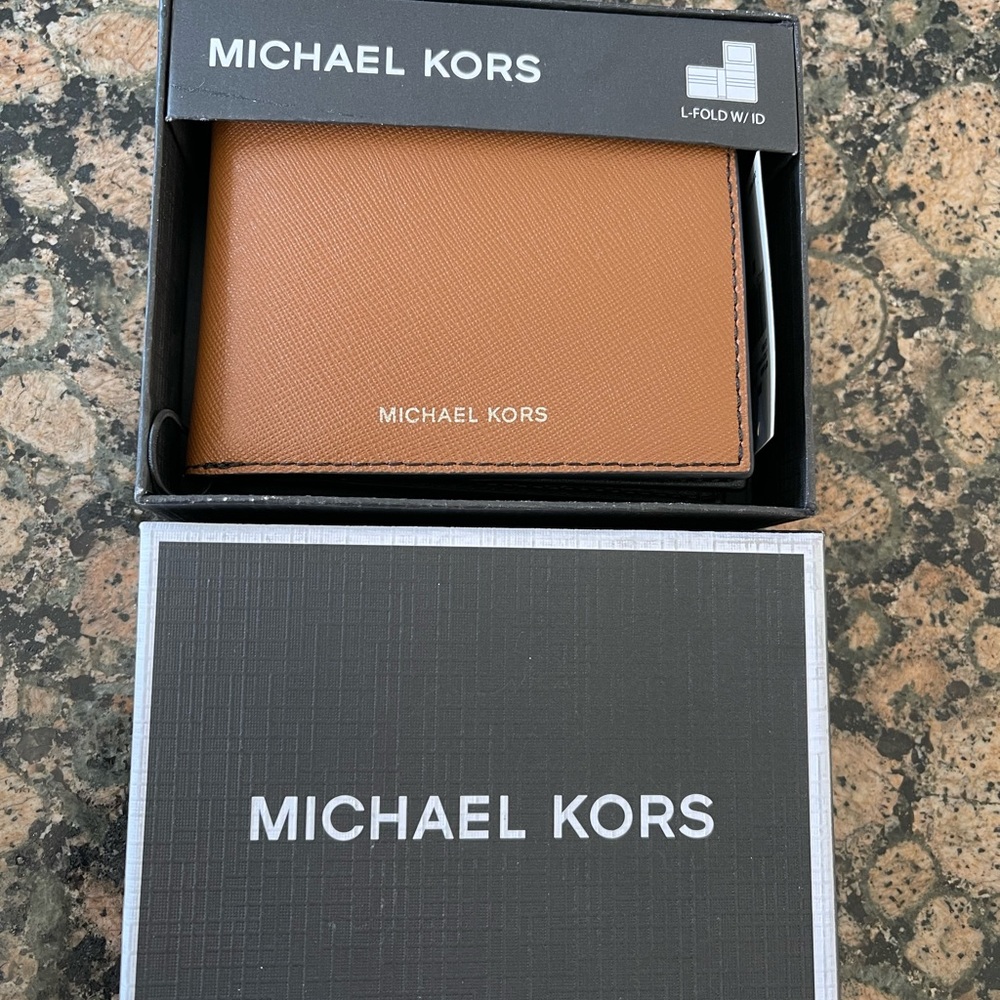 Michael Kors wallet